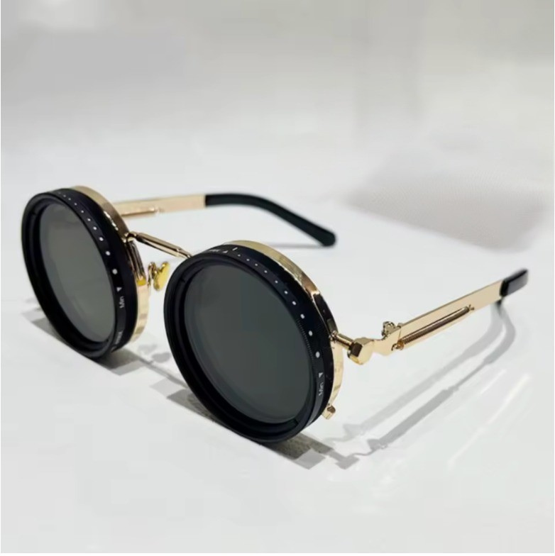 Black Lens - Sunglasses